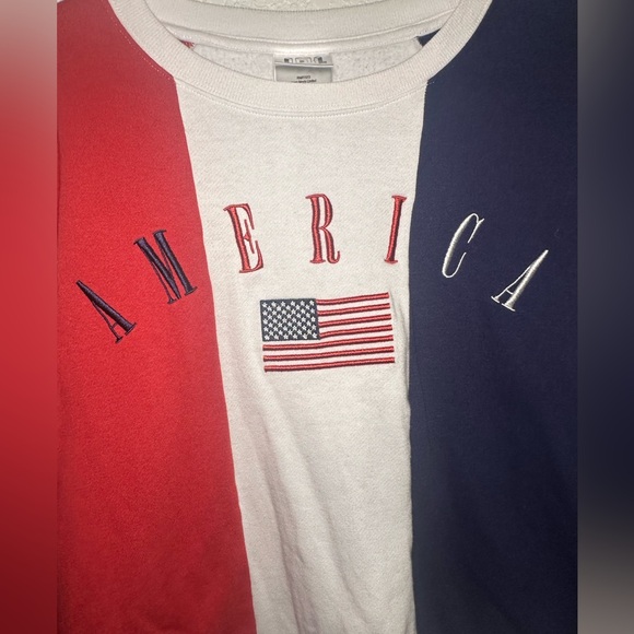 IML Medium Crew Women 4th of July America Graphic Sweatshirt Red, White & Blue - Picture 5 of 8